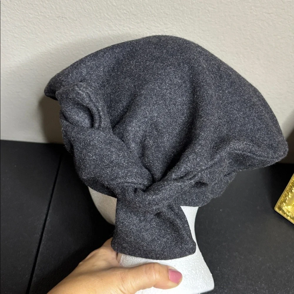 Vintage Gille Francois Paris Wool Chic Heathered Black Beret Hat